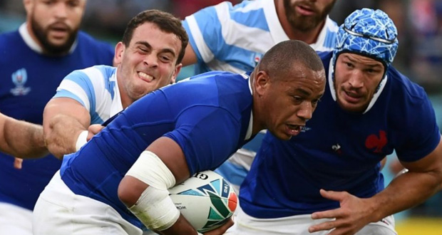 Mondial de rugby: le XV de France mène largement à la mi-temps contre l’Argentine 20 à 3