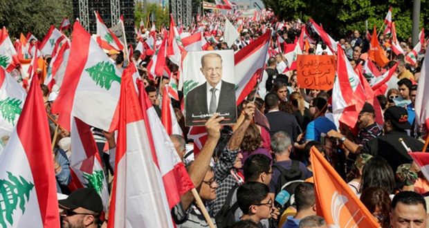 Liban: les soutiens du président Aoun se mobilisent, la contestation aussi