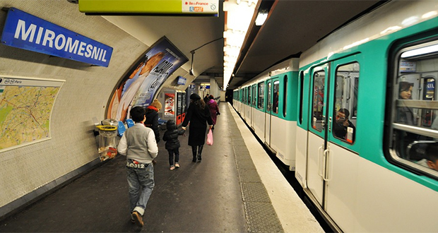 Paris: quand le métro ne s'arrête pas