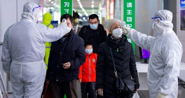 Covid-19: plus de 2100 morts, l’épidémie semble ralentir en Chine