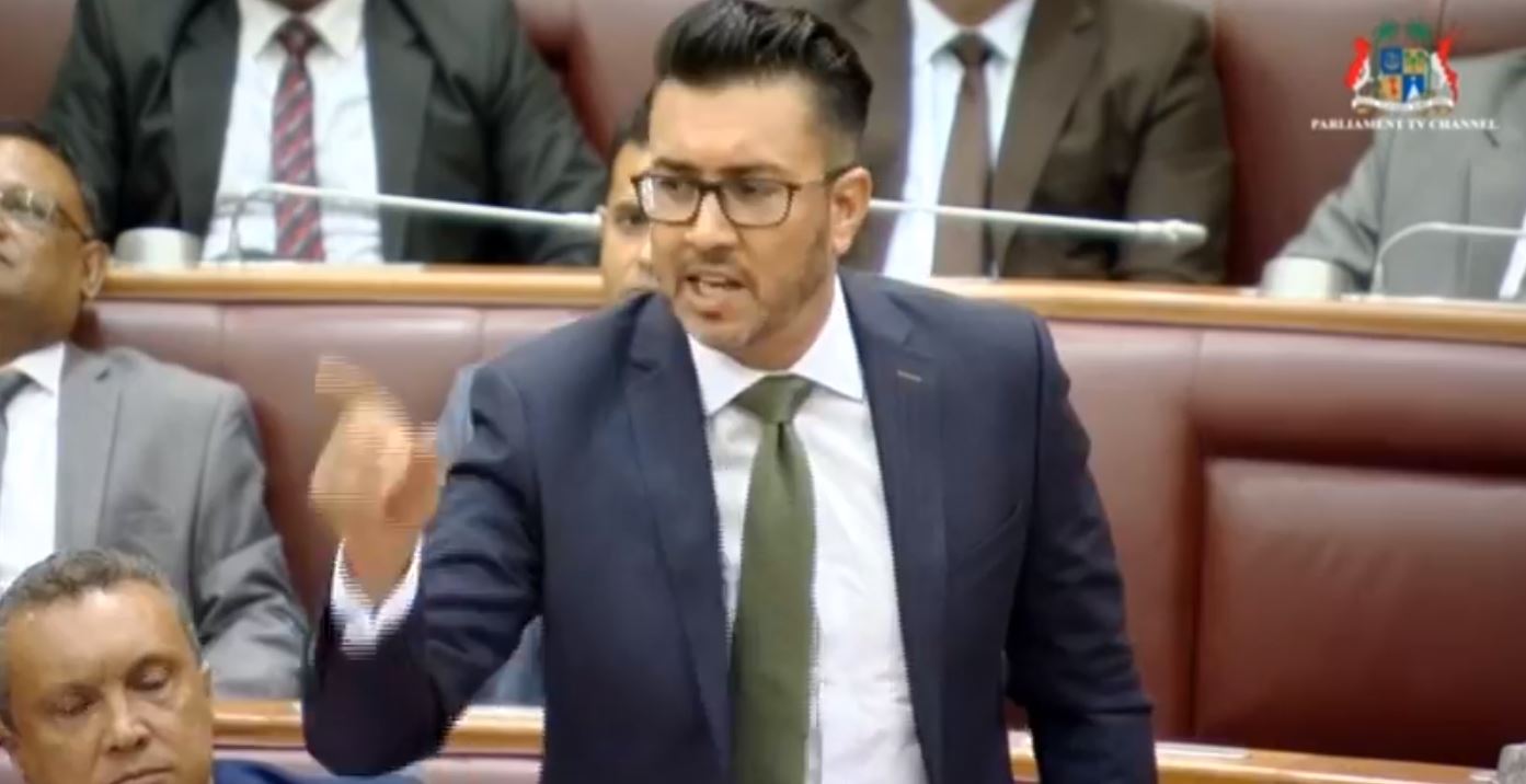 Parlement: Mohamed et Boolell expulsés, walk-out de l’opposition