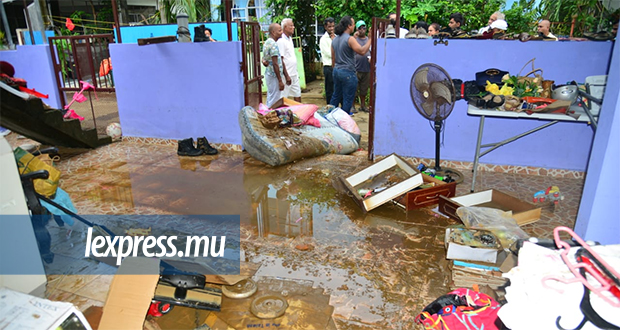 Inondations à Bramsthan: l’heure est au nettoyage