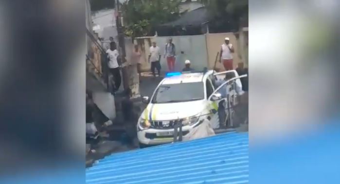 Tension entre policiers et habitants de Vallijee: les frères Samrandine libérés 
