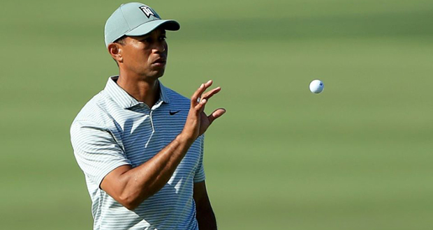 Golf: un spectateur attaque en justice Tiger Woods et son caddie