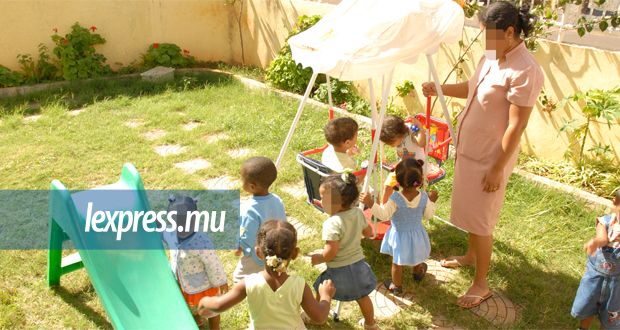 Prises de court: le véritable marathon des crèches