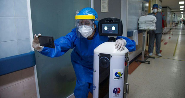 Au Mexique, le petit robot qui donne du courage aux malades du Covid-19
