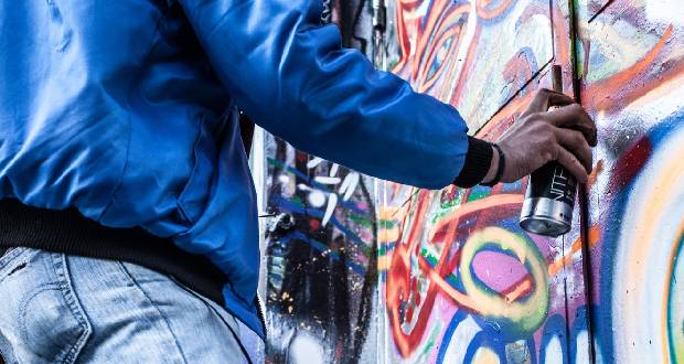 Un quadragénaire arrêté pour graffiti pro-29 août