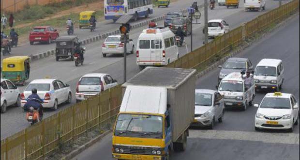 Inde: un camion fou tue 15 personnes endormies au bord d'une route