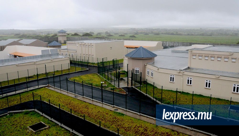 Prisons de Melrose et Petit-Verger: deux portables retrouvés