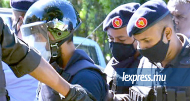 Assassinat de Manan Fakhoo: Bhollah dément avoir échangé des pièces à moto après le forfait