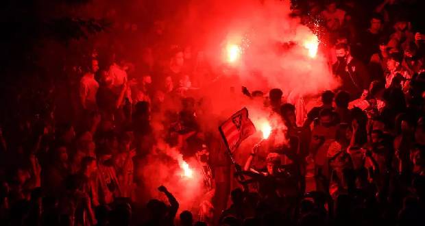 Espagne: les célébrations du titre de l'Atlético endeuillées par le décès accidentel d'un adolescent à Madrid