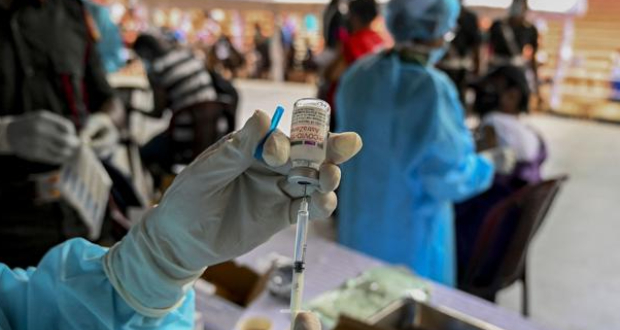Hong Kong: vaccination obligatoire dans certains secteurs clés