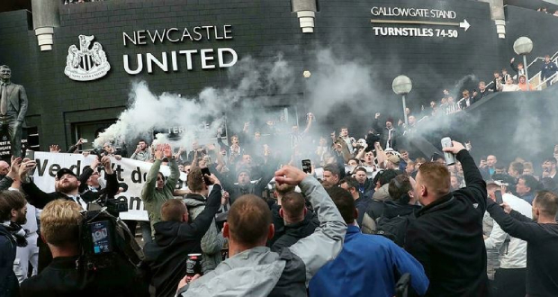 Angleterre: passée l'ivresse, les espoirs mesurés des supporters de Newcastle