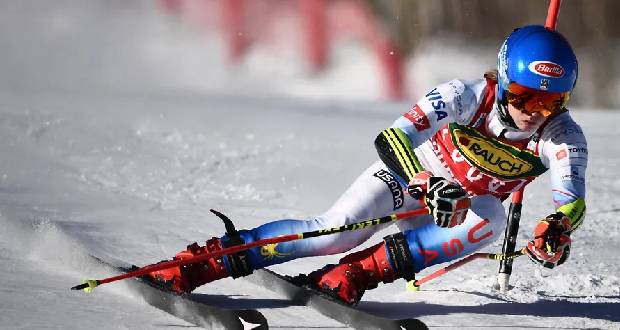 Ski alpin: Shiffrin remporte le géant de Courchevel et prend la tête du général