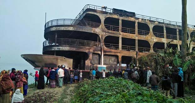Bangladesh: au moins 37 morts dans l'incendie d'un ferry