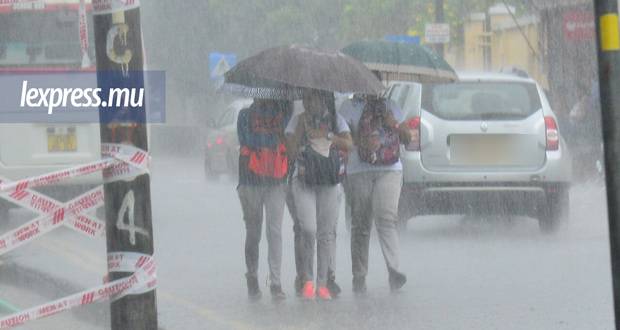 Météo: après la grêle, orages et pluie au rendez-vous