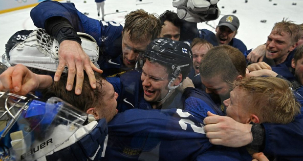 Hockey sur glace: après l'or olympique, la Finlande sur le toit du monde?