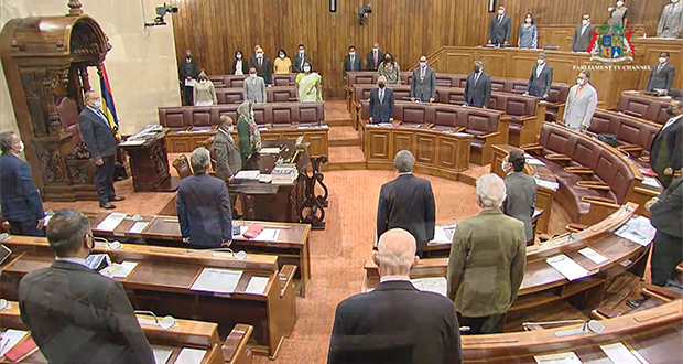 [Live] Le Parlement reprend en direct