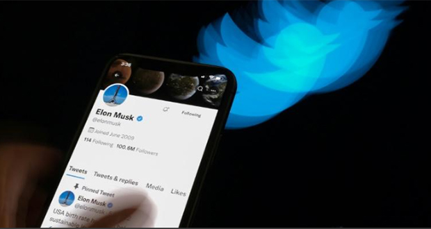 Twitter, déboussolé par Musk, navigue à vue