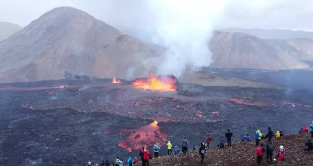 Islande: la lave d'un volcan cesse progressivement de couler