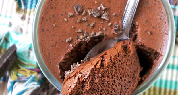 Mousse au chocolat au jus de pois chiches
