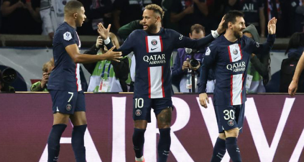 L1/PSG: Mbappé, Neymar et Messi titulaires contre Auxerre