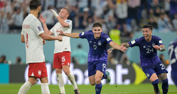 Mondial: l'Argentine se sauve, la Pologne adversaire de la France en 1/8