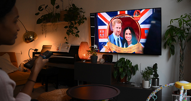 Harry et Meghan accusent la monarchie de mensonges dans la suite du documentaire sur Netflix