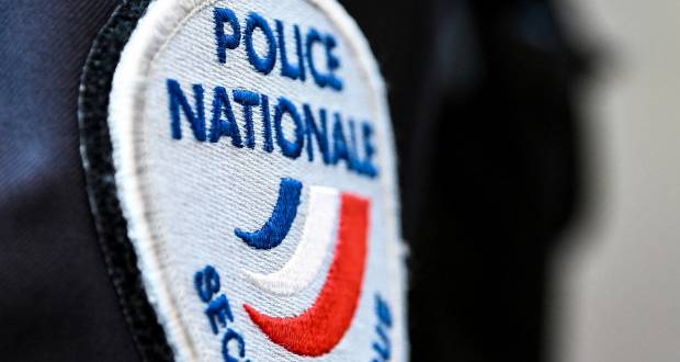Val-de-Marne: un adolescent mortellement poignardé devant un lycée