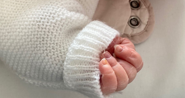 Manque de personnel soignant: l’un des bébés échangés à l’hôpital devait être sous surveillance