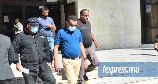 Le DPP dépose 225 charges contre Chandra Prakashsing Dip et ses acolytes