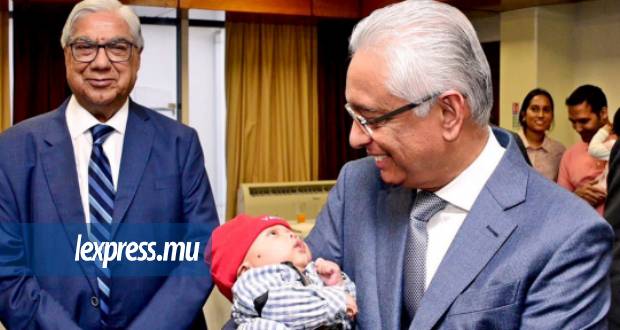 Independence Allowance et CSG Child Allowance: couches, lait et… portable dernier cri