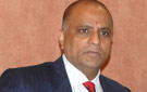 Extrait de Tassarajen Pillay Chedumbrum, ministre des TIC.