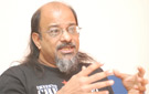 Ashok Subron : «Municipales sans vrais débats» .