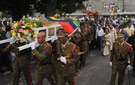 Honneurs militaires lors des funérailles du vice-Président Angidi Chettiar.