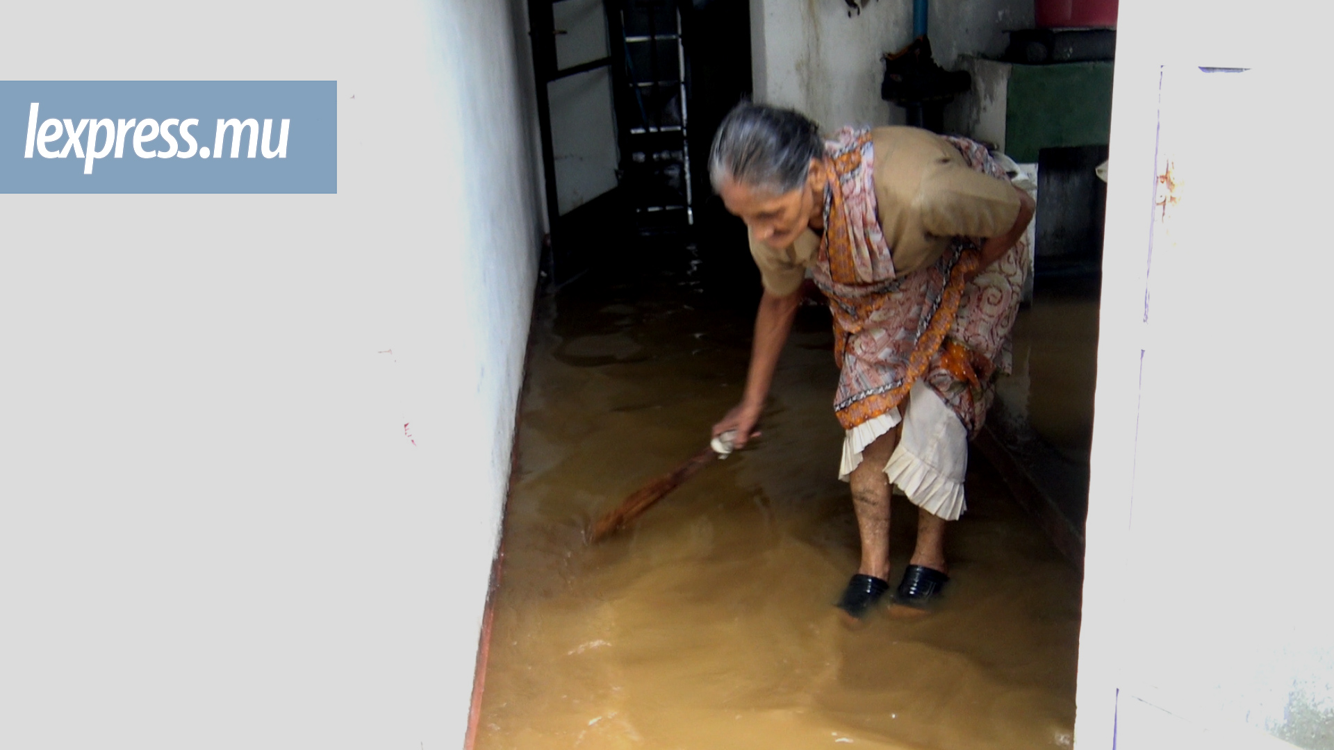 Inondations: la détresse de la famille Khurtoo à Vacoas