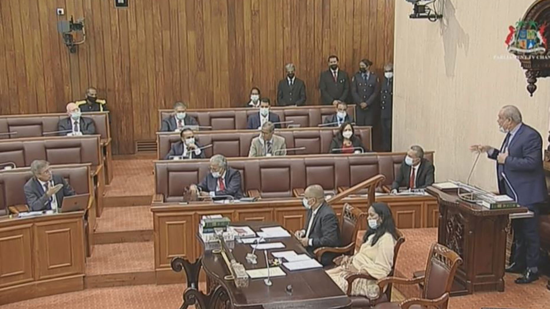 [Vidéo] Parlement: «Don’t threaten me !»