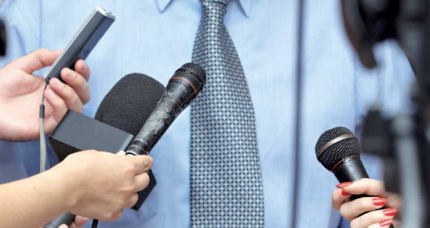 Fin de contrat pour tous les attachés de presse
