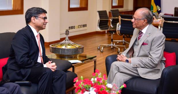 Tête-à-tête entre le Premier ministre et le Foreign Secretary indien