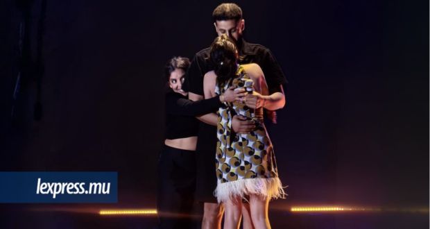 Inès Reg clôture sa tournée en apothéose à Trianon