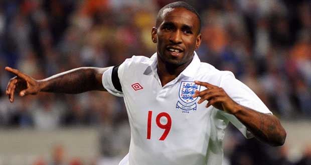Defoe manquera deux à trois matches avec Tottenham