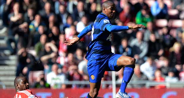 Ashley Young indisponible deux semaines