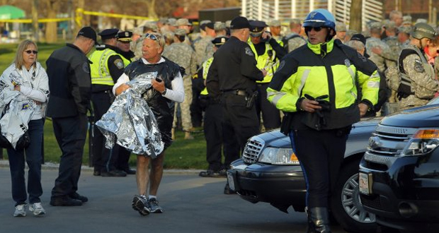 Double explosion au marathon de Boston : trois morts, plus de cent blessés