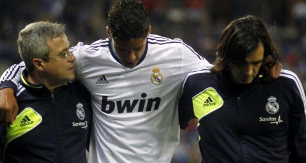 Real Madrid : Varane opéré du genou droit