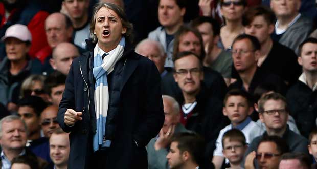 City va devoir recruter plus vite, dit Mancini