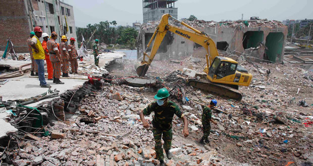 Bangladesh : Une survivante retrouvée dans les ruines de l’immeuble effondré