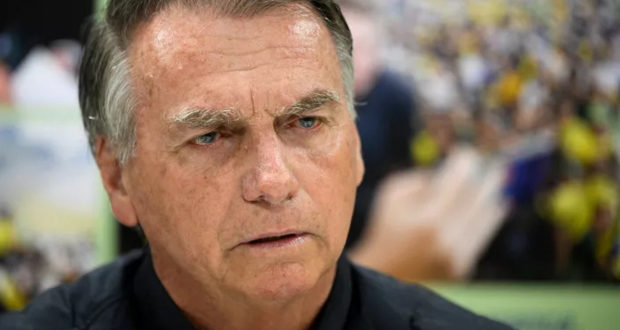 Bolsonaro risque la prison pour «non-respect» de l'interdiction d'utiliser les réseaux sociaux