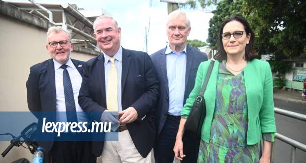 Sir Geoffrey Cox et trois autres parlementaires britanniques en tant qu’observateurs à Maurice