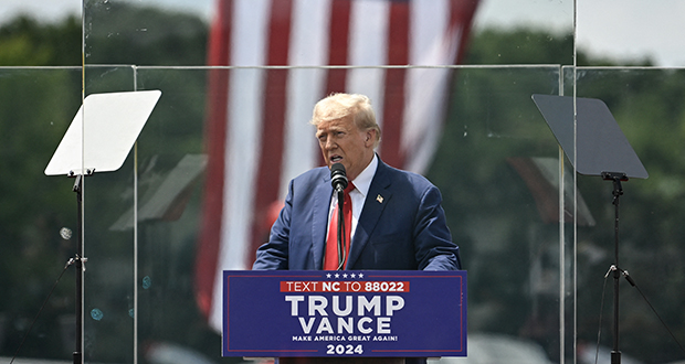 Trump insulte Harris lors de son premier meeting en extérieur depuis la tentative d'assassinat