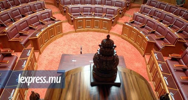 Finance Bill : Les critiques s'intensifient alors que l'opposition dénonce un recul de l'État-providence